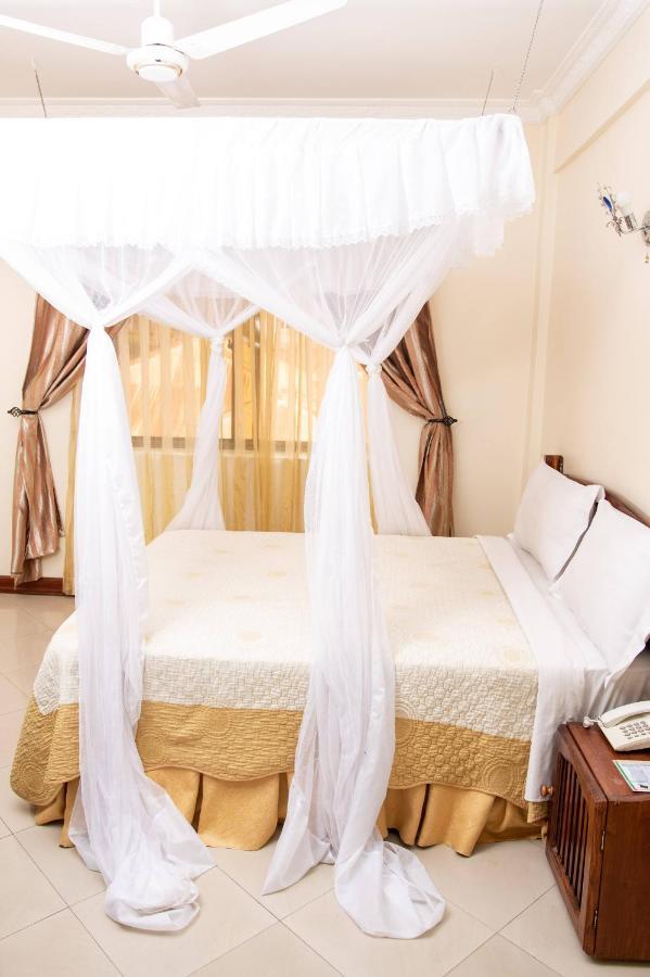 Briston Hotel Arusha Exterior photo