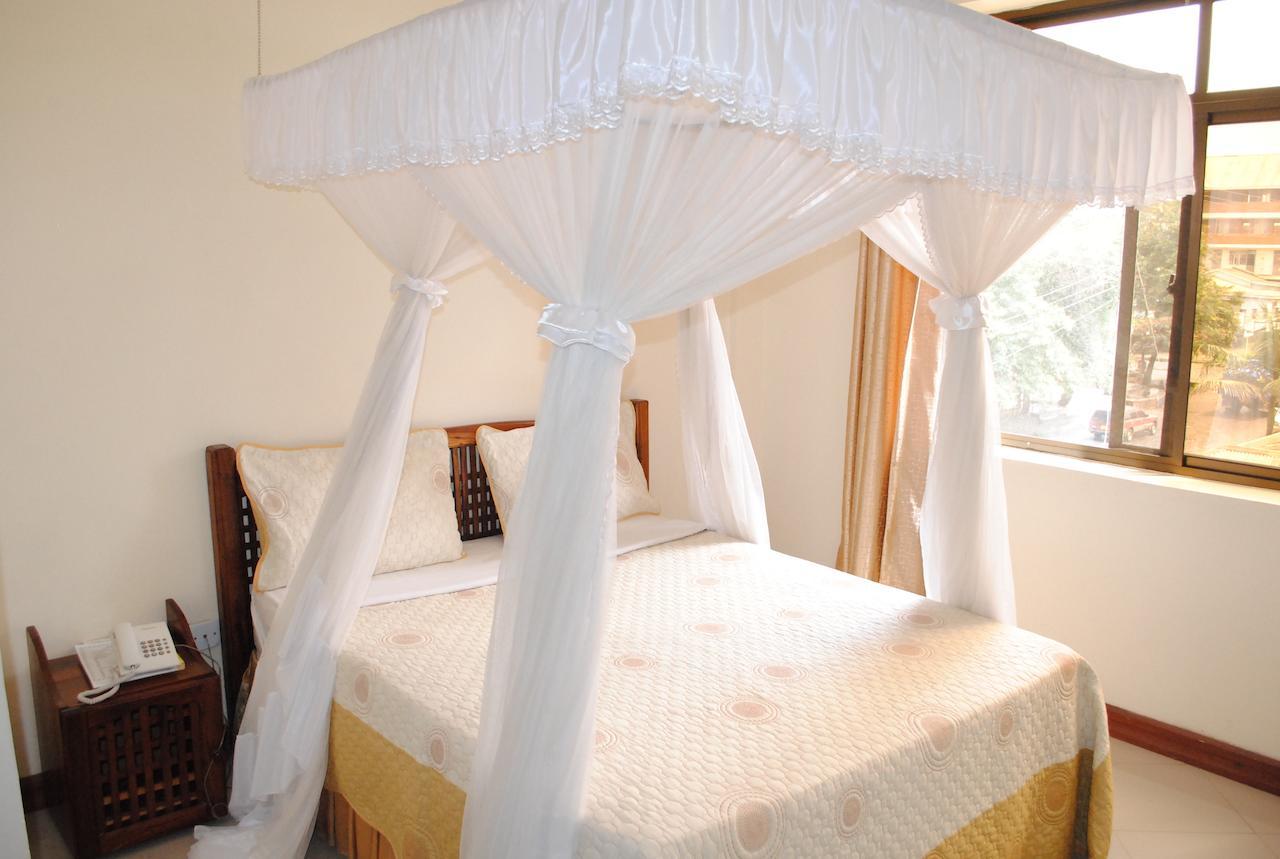 Briston Hotel Arusha Room photo