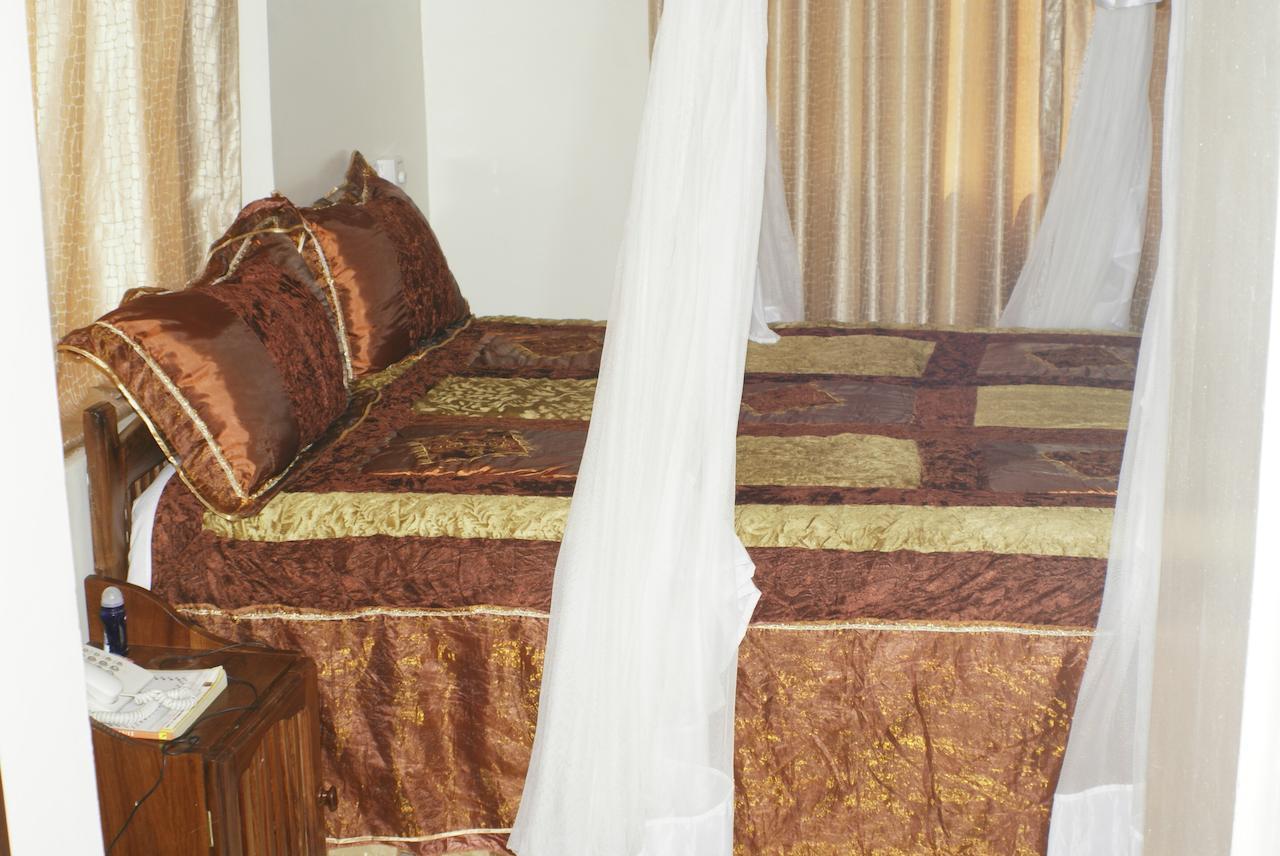 Briston Hotel Arusha Room photo